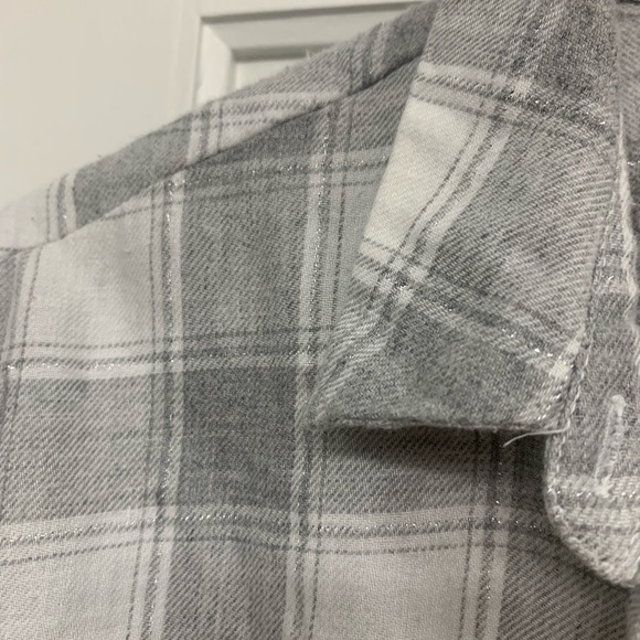 A New Day Flannel, gray/white shirt, size M Cabincore Grunge - Picture 7 of 10